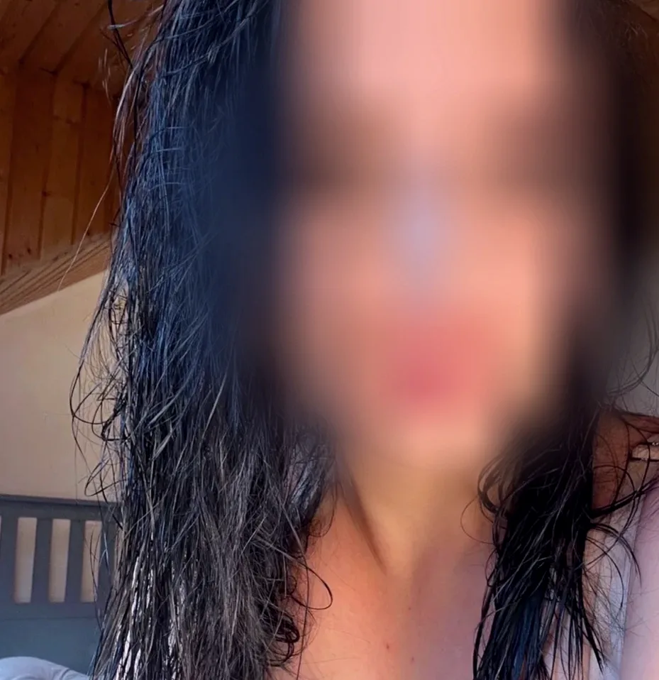 Salma, 21